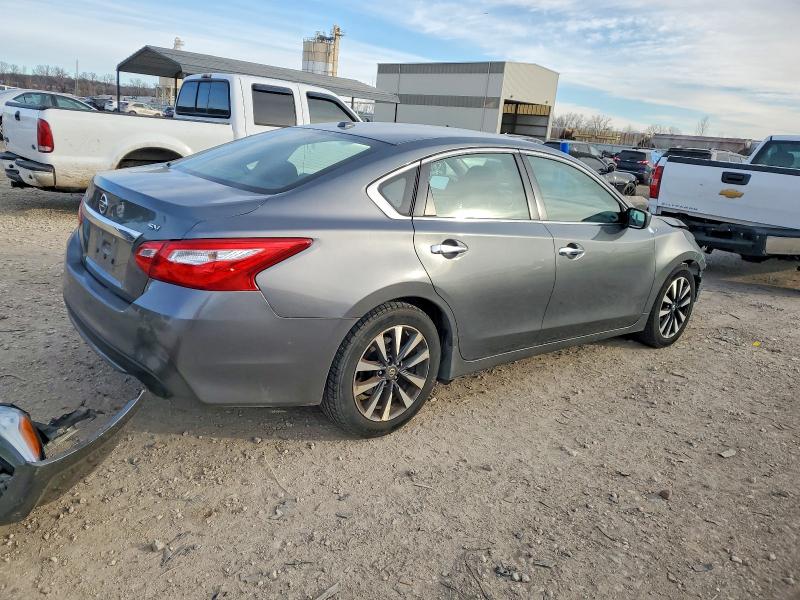 Photo 3 from auction – 2017 NISSAN ALTIMA with VIN 1N4AL3AP1HC229103