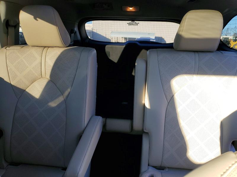 Photo 10 from auction – 2023 TOYOTA HIGHLANDER with VIN 5TDEBRCH9PS131814