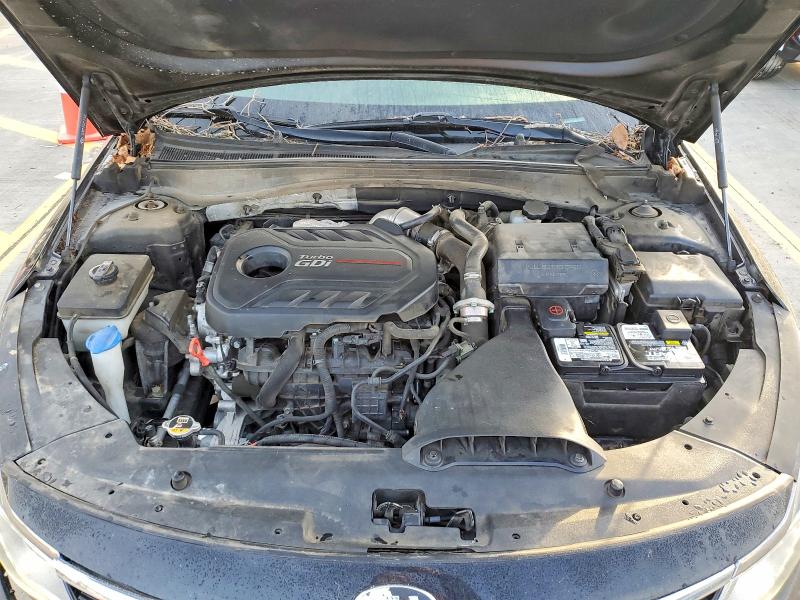 Photo 11 from auction – 2019 KIA OPTIMA with VIN 5XXGV4L27KG330823