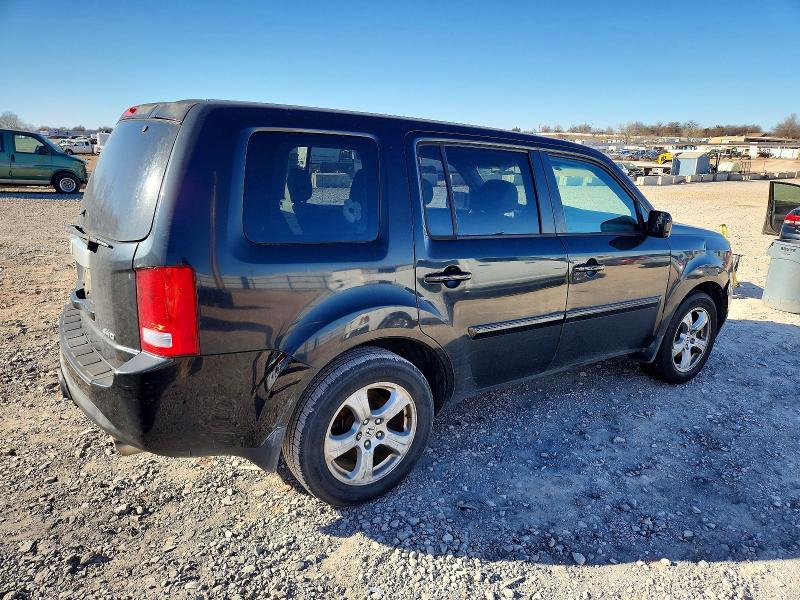 Photo 3 from auction – 2013 HONDA PILOT EX with VIN 5FNYF4H43DB031976