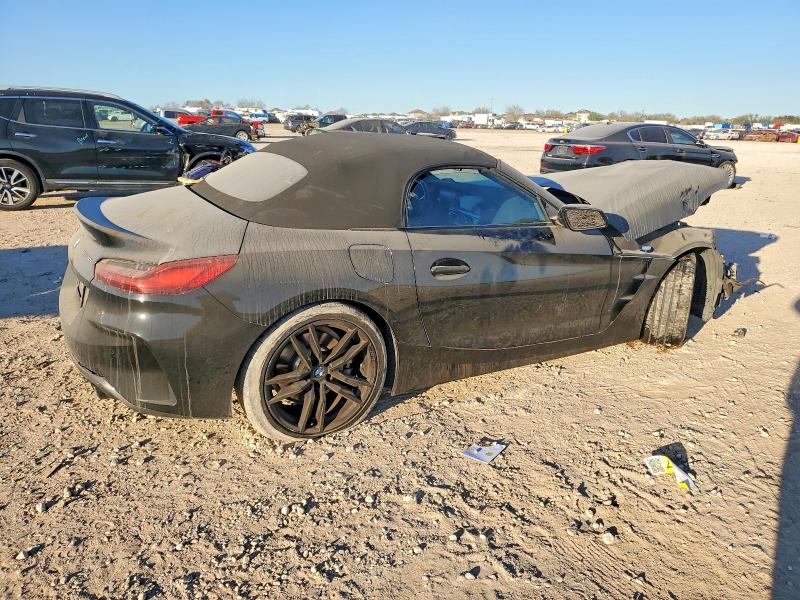 Photo 3 from auction – 2023 BMW Z4 with VIN WBAHF3C08PWY20846