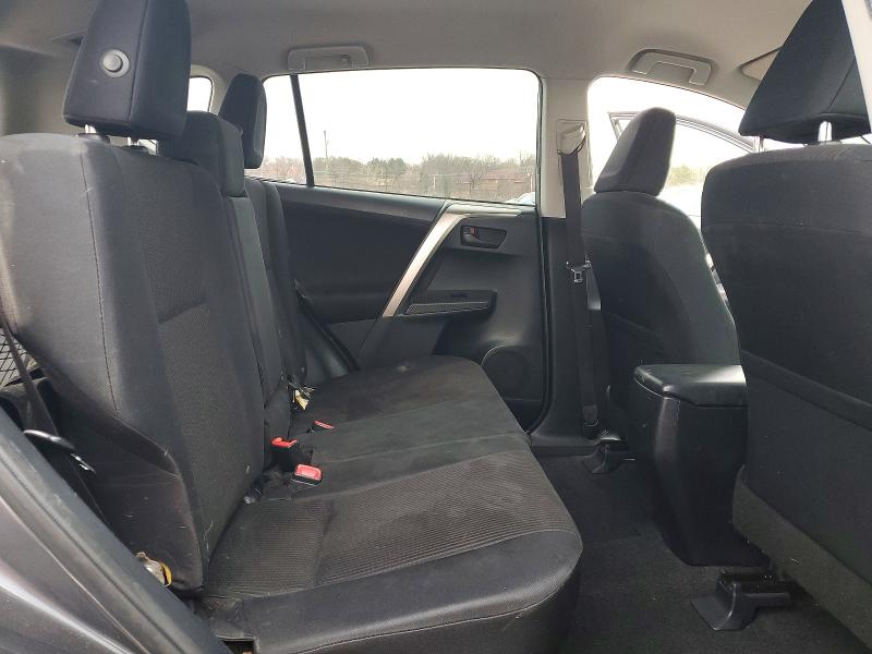 Photo 11 from auction – 2015 TOYOTA RAV4 LE with VIN JTMBFREV0FD130037
