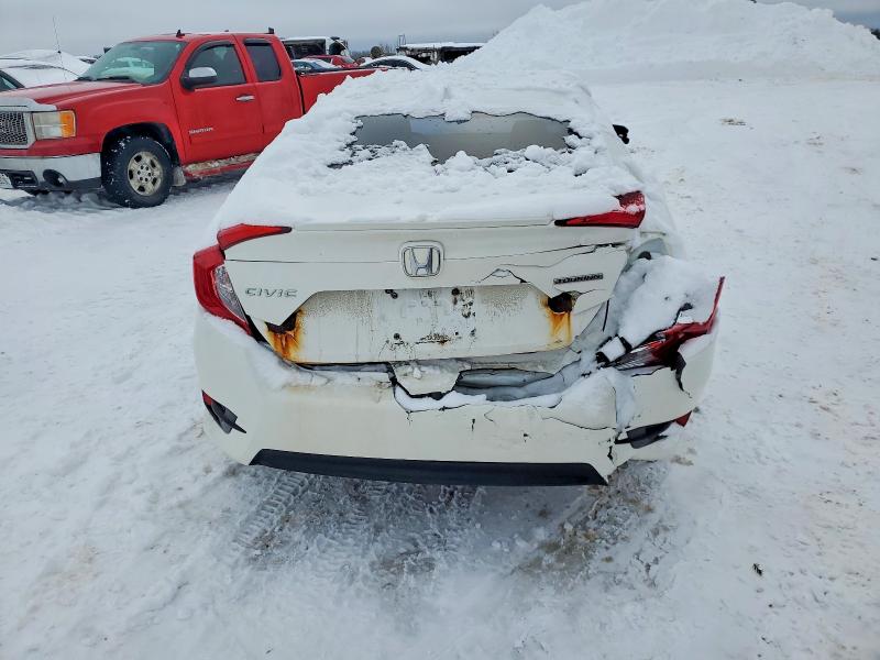 Photo 6 from auction – 2017 HONDA CIVIC with VIN 2HGFC1F91HH104227