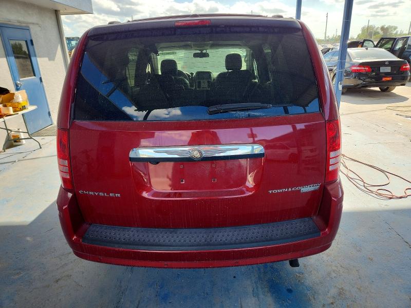 Photo 6 from auction – 2010 CHRYSLER TOWN & COU with VIN 2A4RR5D19AR150316