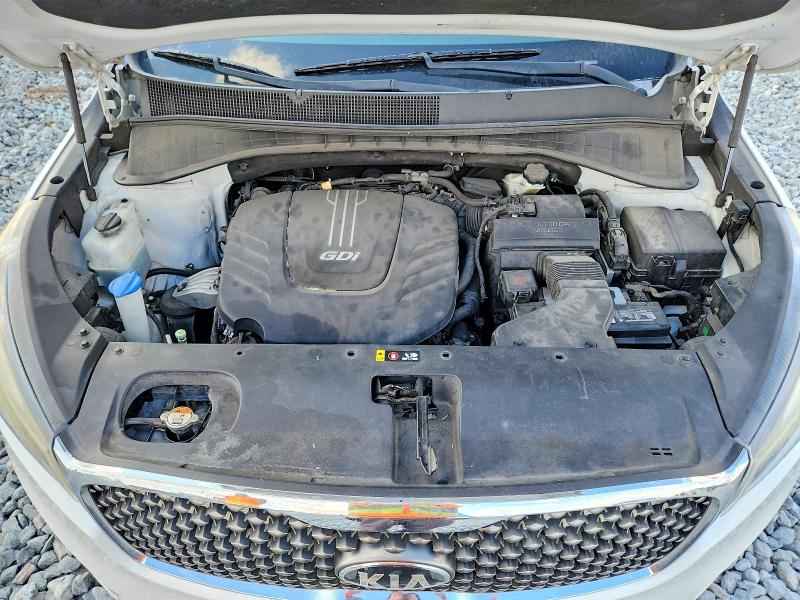 Photo 12 from auction – 2016 KIA SORENTO SX with VIN 5XYPK4A53GG171422