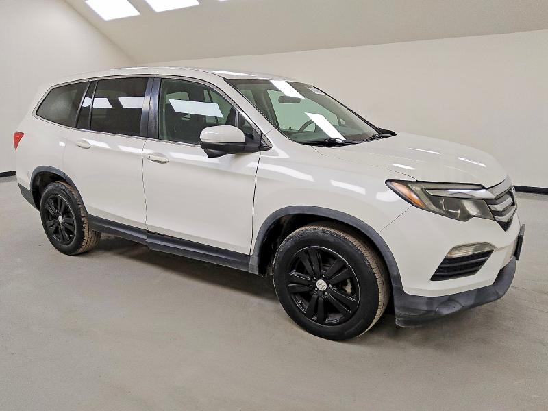 Фото 4 с аукциона – 2017 HONDA PILOT EX с VIN 5FNYF5H34HB033996