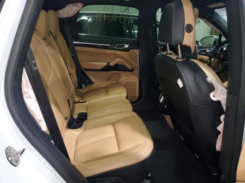 Photo 11 from auction – 2016 PORSCHE CAYENNE with VIN WP1AE2A22GLA58345