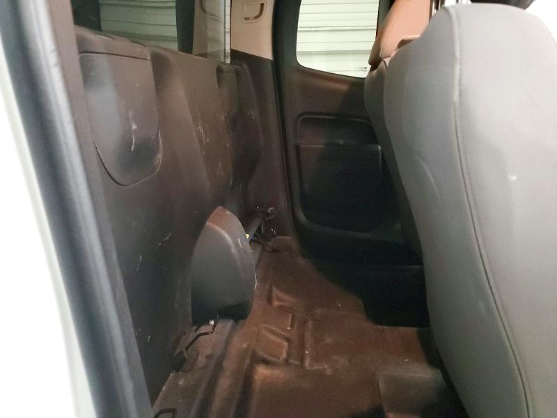 Photo 10 from auction – 2018 CHEVROLET COLORADO with VIN 1GCHTBEN5J1257001