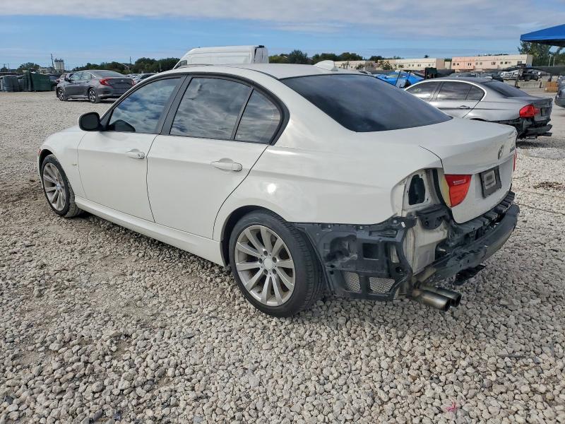 Photo 2 from auction – 2011 BMW 328 I with VIN WBAPH7C51BE851475