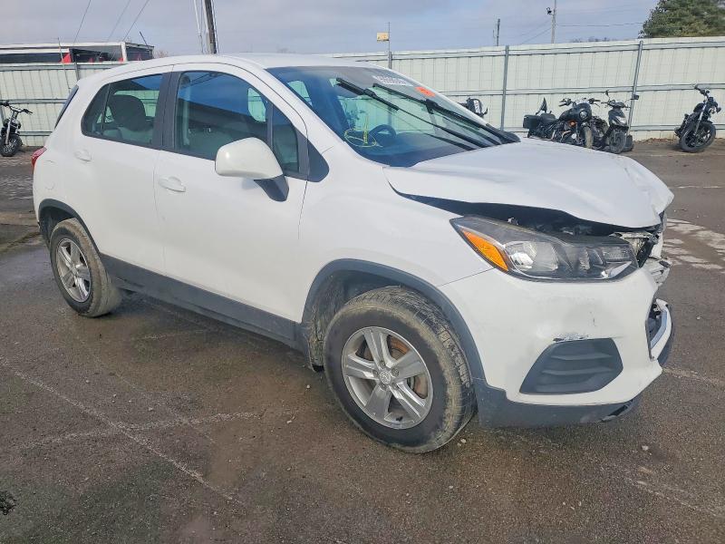 Photo 4 from auction – 2018 CHEVROLET TRAX with VIN 3GNCJNSB3JL229175