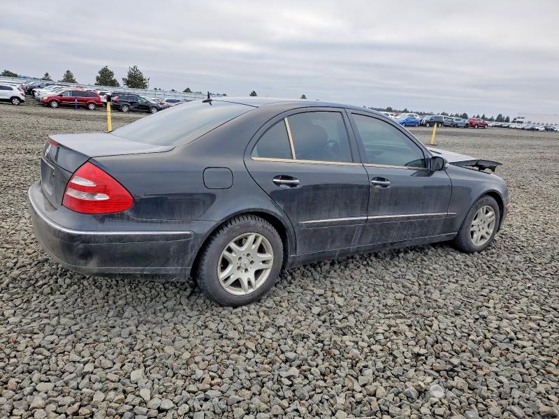 Photo 3 from auction – 2003 MERCEDES-BENZ E 320 with VIN WDBUF65J03A298390
