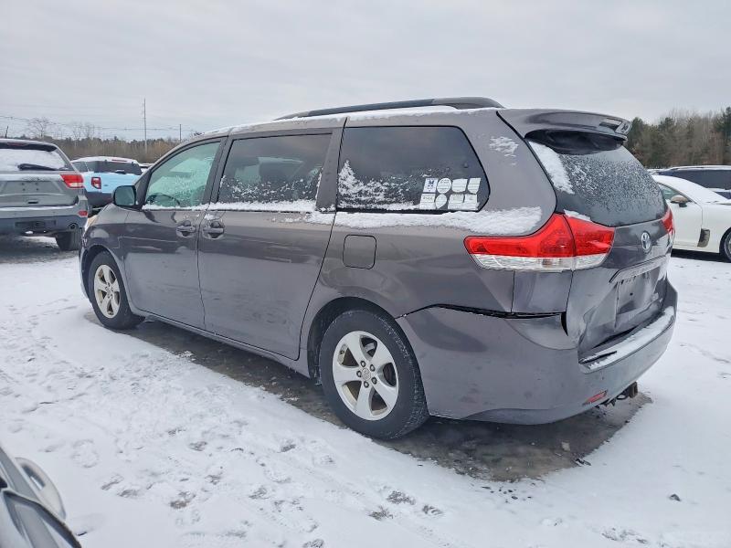 Photo 2 from auction – 2012 TOYOTA SIENNA LE with VIN 5TDKK3DC4CS238752