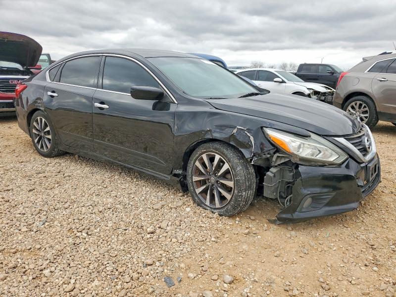 Photo 4 from auction – 2016 NISSAN ALTIMA 2.5 with VIN 1N4AL3AP4GC264152