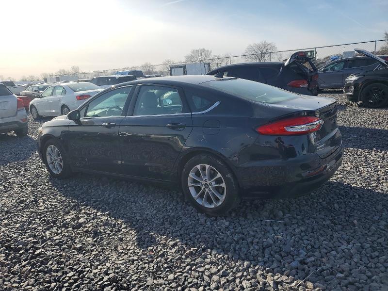 Photo 2 from auction – 2020 FORD FUSION SE with VIN 3FA6P0HDXLR103577