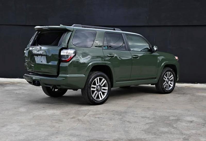Photo 4 from auction – 2022 TOYOTA 4RUNNER SR with VIN JTESU5JR5N5982010