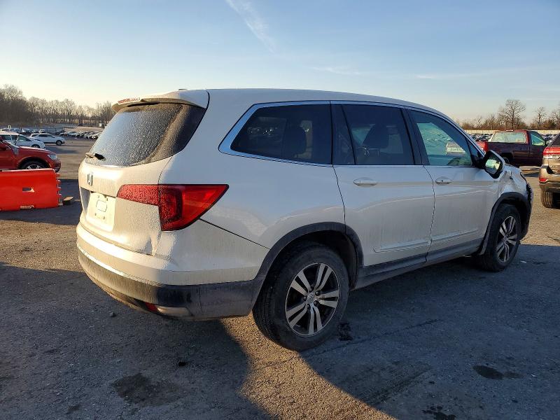 Photo 3 from auction – 2016 HONDA PILOT EXLN with VIN 5FNYF6H73GB055544