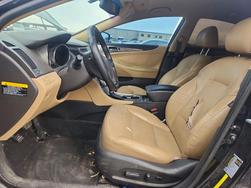 Photo 7 from auction – 2013 HYUNDAI SONATA with VIN KMHEC4A44DA092229