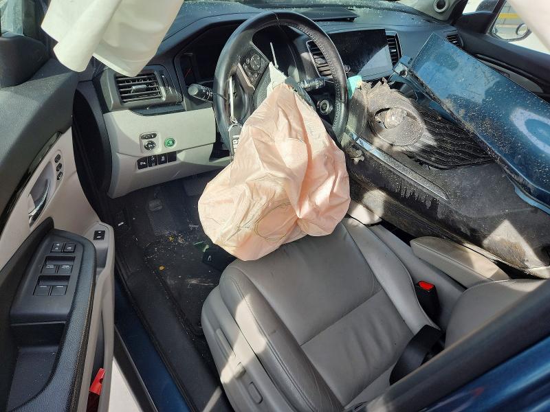 Photo 8 from auction – 2019 HONDA PILOT TOUR with VIN 5FNYF5H95KB017530