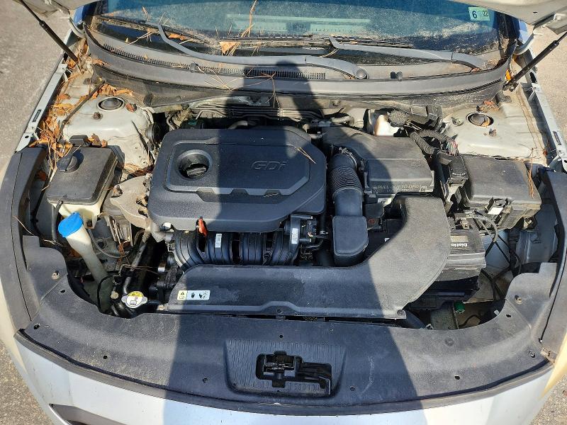 Photo 11 from auction – 2015 HYUNDAI SONATA SPO with VIN 5NPE34AF0FH054451