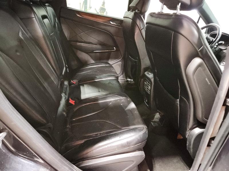 Фото 11 с аукциона – 2015 LINCOLN MKC с VIN 5LMTJ2AH8FUJ10329