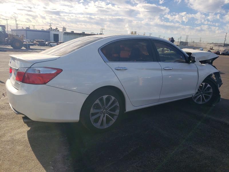 Photo 3 from auction – 2015 HONDA ACCORD with VIN 1HGCR2F51FA100128