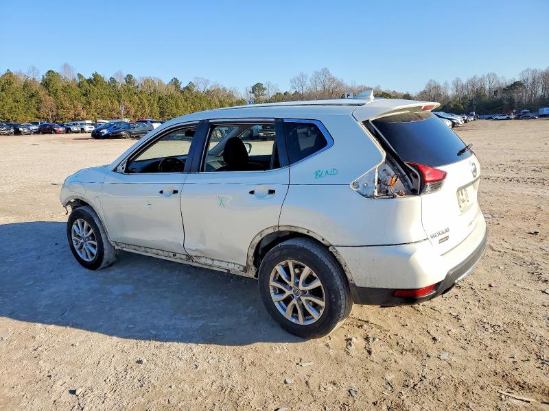 Photo 2 from auction – 2017 NISSAN ROGUE S with VIN 5N1AT2MT6HC872233
