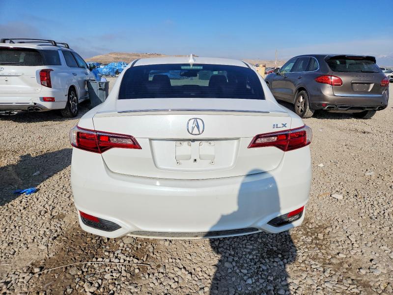 Photo 6 from auction – 2016 ACURA ILX with VIN 19UDE2F89GA013783