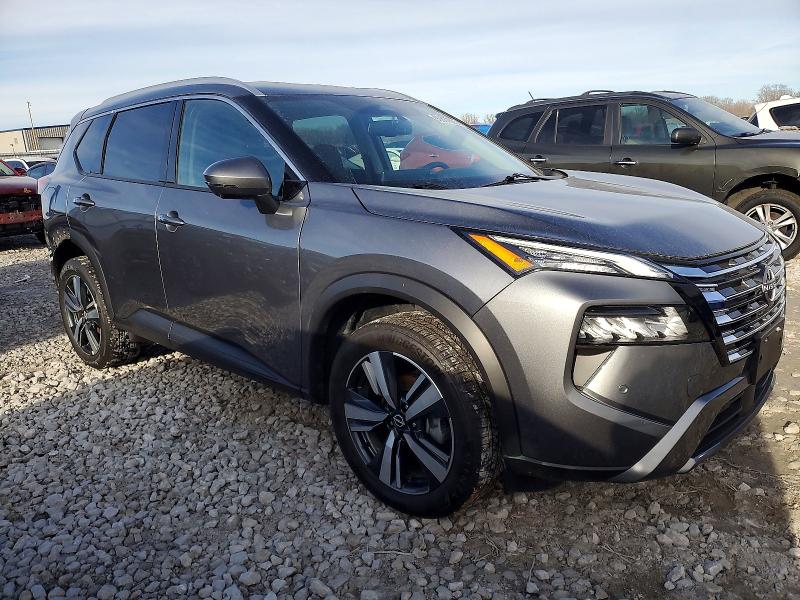 Photo 4 from auction – 2025 NISSAN ROGUE SL with VIN 5N1BT3CB5SC818206