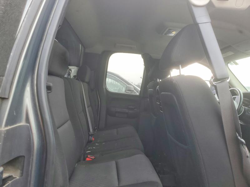 Photo 10 from auction – 2011 CHEVROLET SILVERADO with VIN 1GCRKSEA7BZ127650