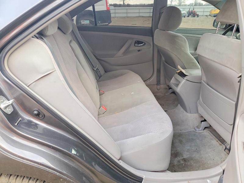 Photo 10 from auction – 2010 TOYOTA CAMRY with VIN 4T1BF3EK3AU042655