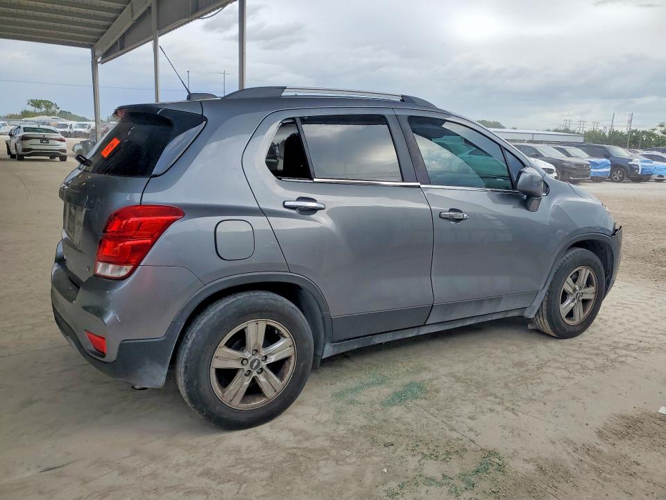 Photo 3 from auction – 2020 CHEVROLET TRAX with VIN 3GNCJLSB7LL281299
