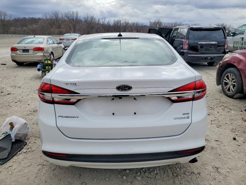 Photo 6 from auction – 2018 FORD FUSION with VIN 3FA6P0LU0JR188143