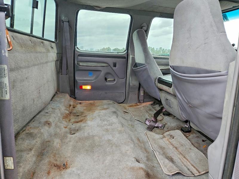 Photo 10 from auction – 1997 FORD F350 with VIN 1FTJW35F6VEB49377