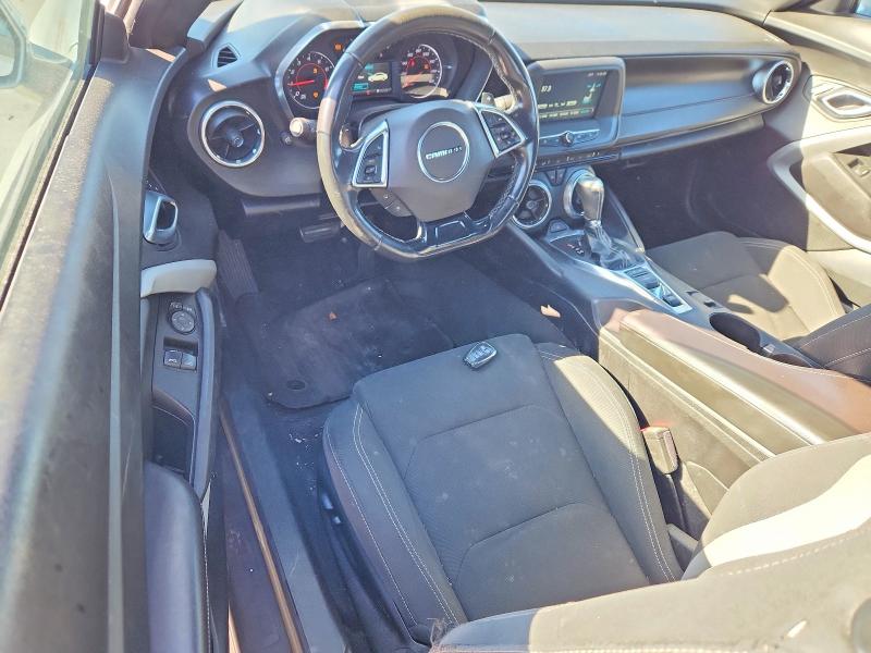 Photo 8 from auction – 2018 CHEVROLET CAMARO with VIN 1G1FB1RX3J0147417
