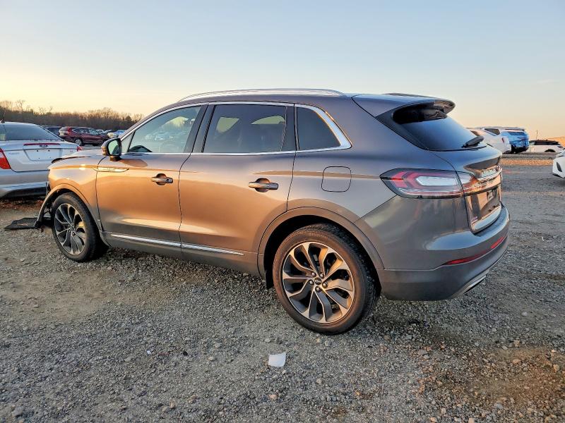 Photo 2 from auction – 2021 LINCOLN NAUTILUS R with VIN 2LMPJ8K98MBL01061