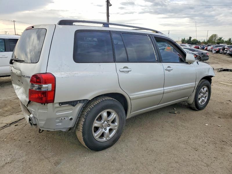 صورة رقم 3 من المزاد - 2006 TOYOTA HIGHLANDER مع VIN JTEDP21A260121228