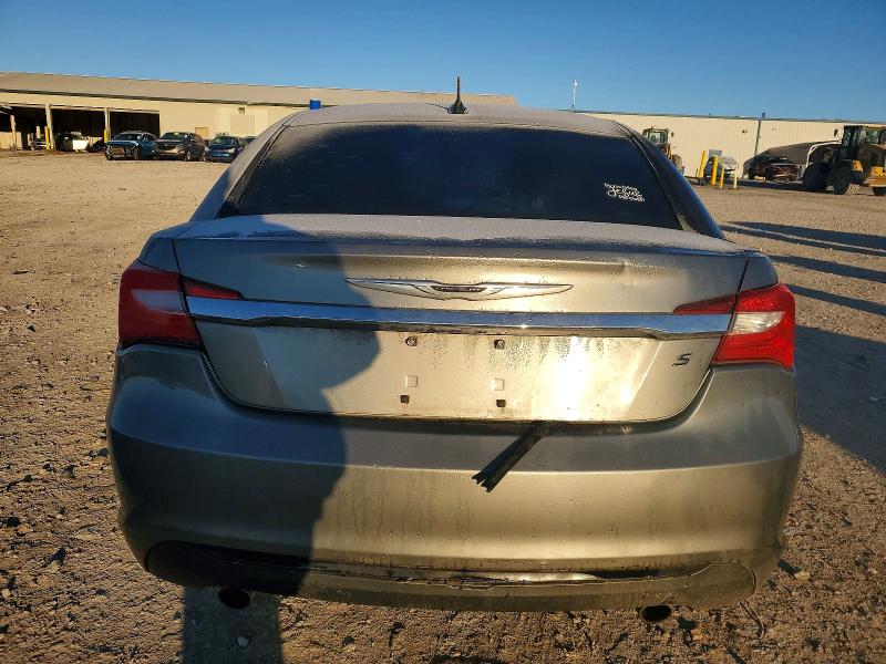 Foto 6 de la subasta – 2013 CHRYSLER 200 TOURIN con VIN 1C3CCBBG5DN766331