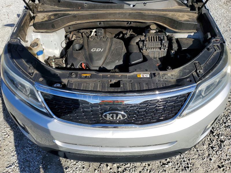 Photo 12 from auction – 2014 KIA SORENTO LX with VIN 5XYKT3A61EG487893