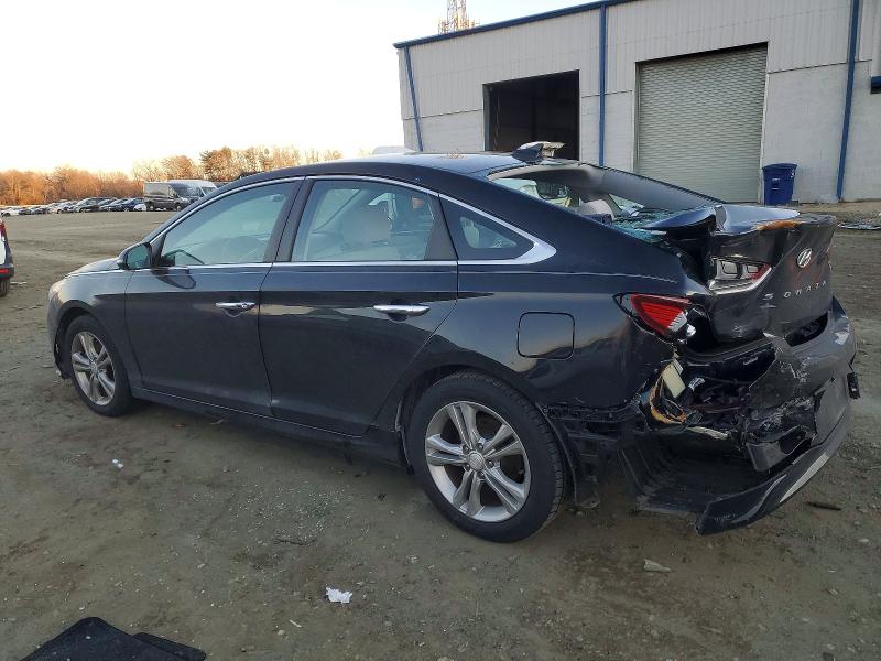 Photo 2 from auction – 2018 HYUNDAI SONATA with VIN 5NPE34AF9JH668150