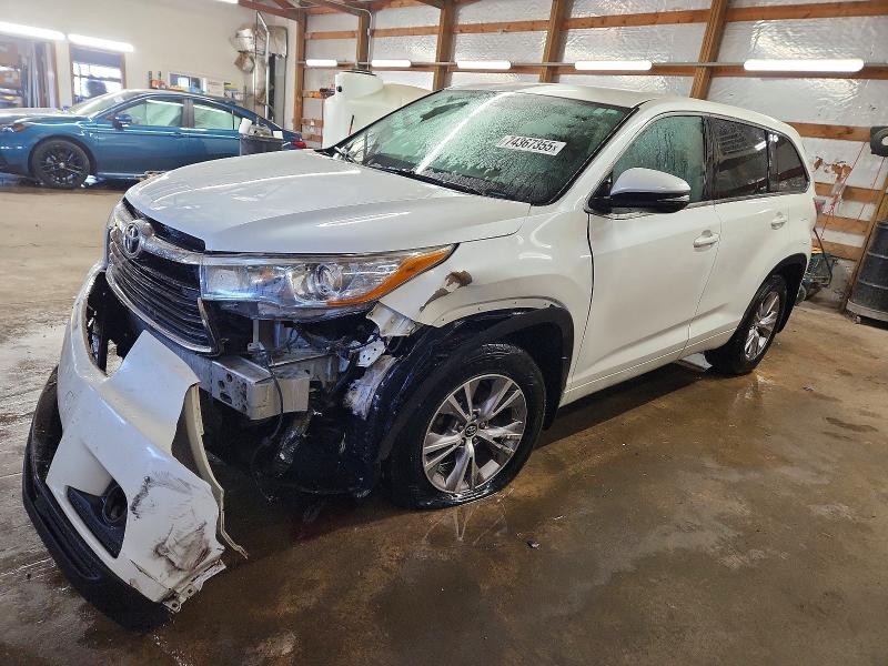 TOYOTA HIGHLANDER 2016 with VIN 5TDBKRFH8GS330075 - Photo from auction