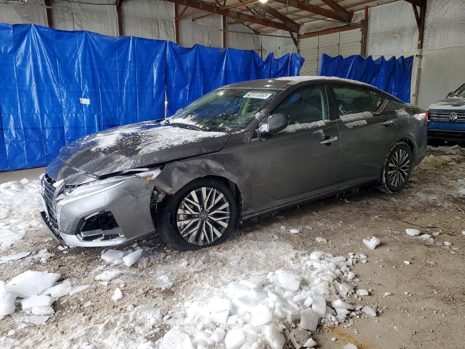 NISSAN ALTIMA SV 2025 with VIN 1N4BL4DV2SN404670 - Photo from auction