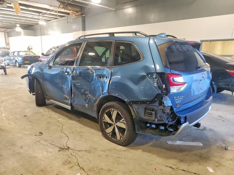 Photo 2 from auction – 2020 SUBARU FORESTER T with VIN JF2SKAXC4LH408226