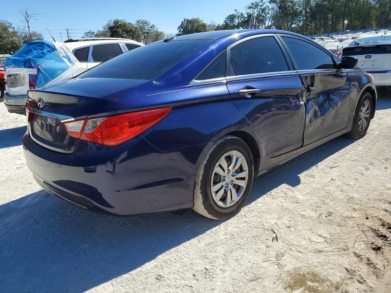 Photo 3 from auction – 2011 HYUNDAI SONATA with VIN 5NPEB4AC8BH245358