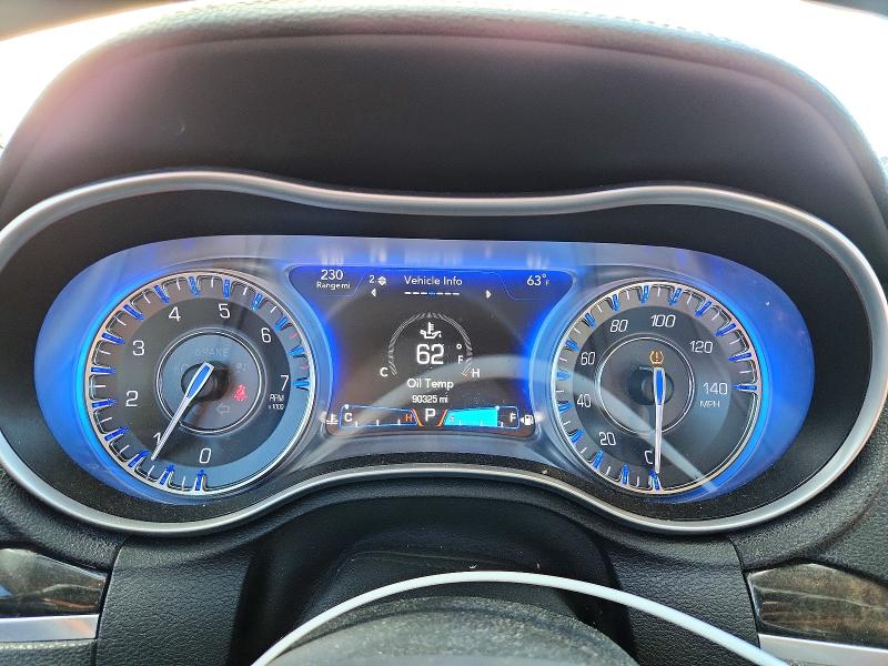 Photo 9 from auction – 2018 CHRYSLER 300 LIMITE with VIN 2C3CCAEG8JH148494