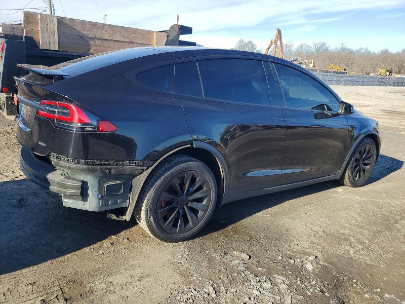 Photo 3 from auction – 2017 TESLA MODEL X with VIN 5YJXCBE26HF060244