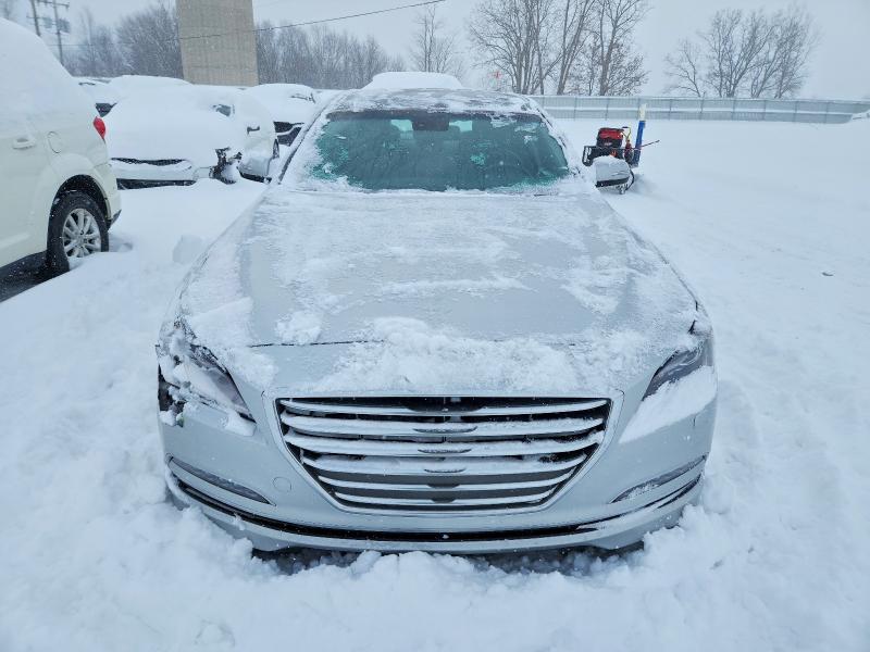 Photo 5 from auction – 2016 HYUNDAI GENESIS with VIN KMHGN4JE7GU130356