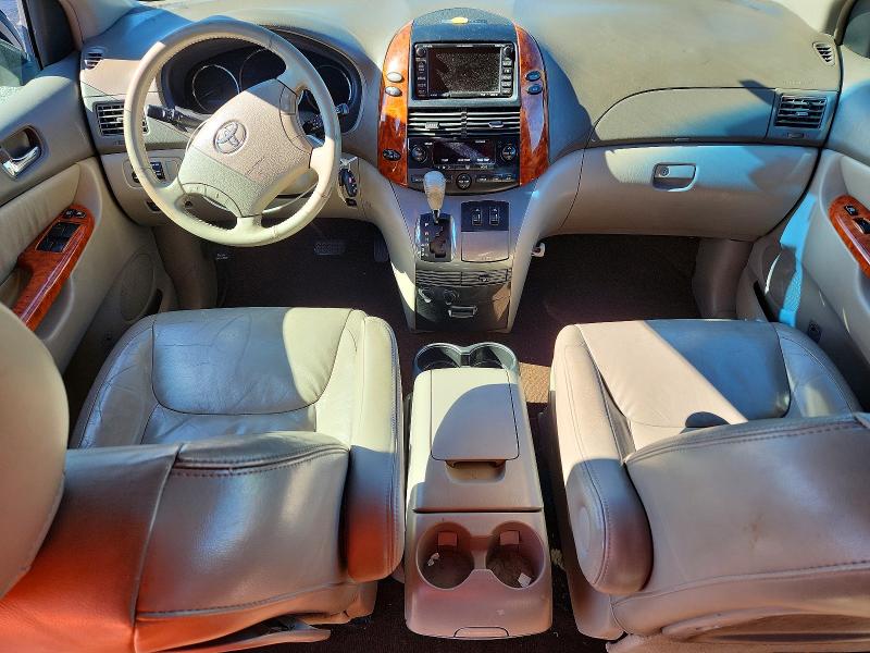 Photo 8 from auction – 2010 TOYOTA SIENNA with VIN 5TDYK4CC7AS311949