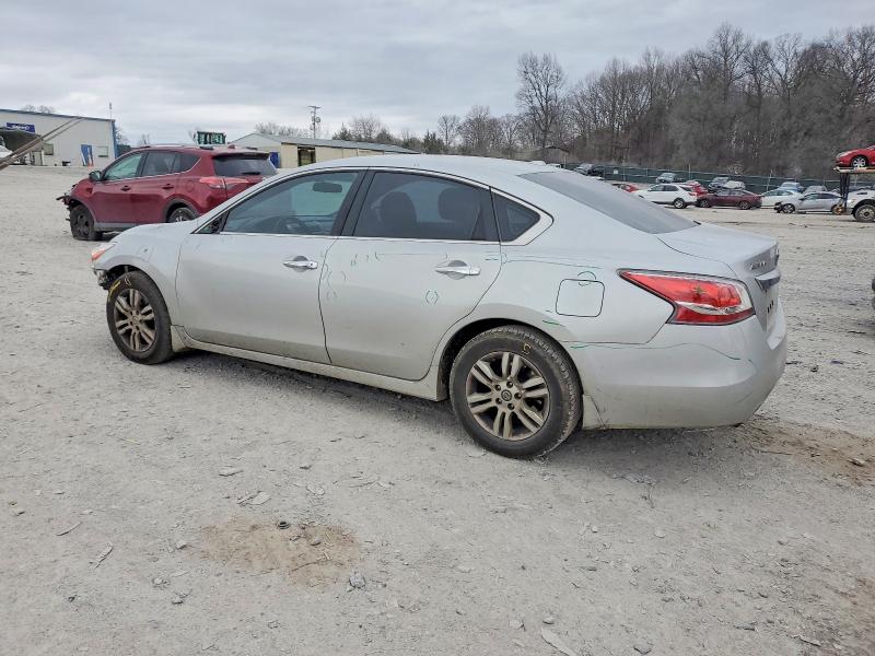 Zdjęcie 2 z aukcji – 2015 NISSAN ALTIMA z VIN 1N4AL3AP1FN364020
