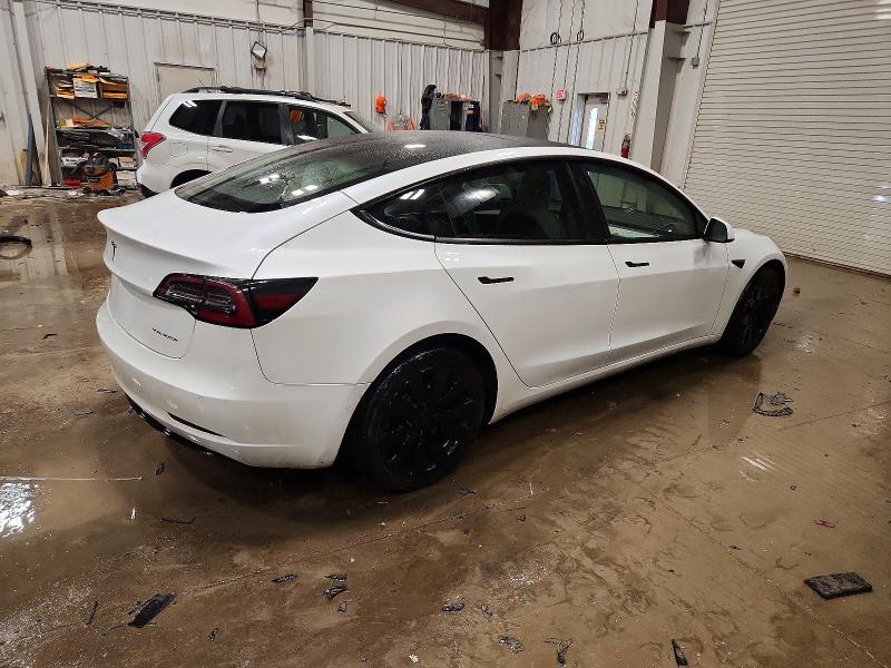 Photo 3 from auction – 2022 TESLA MODEL 3 with VIN 5YJ3E1EB1NF243923