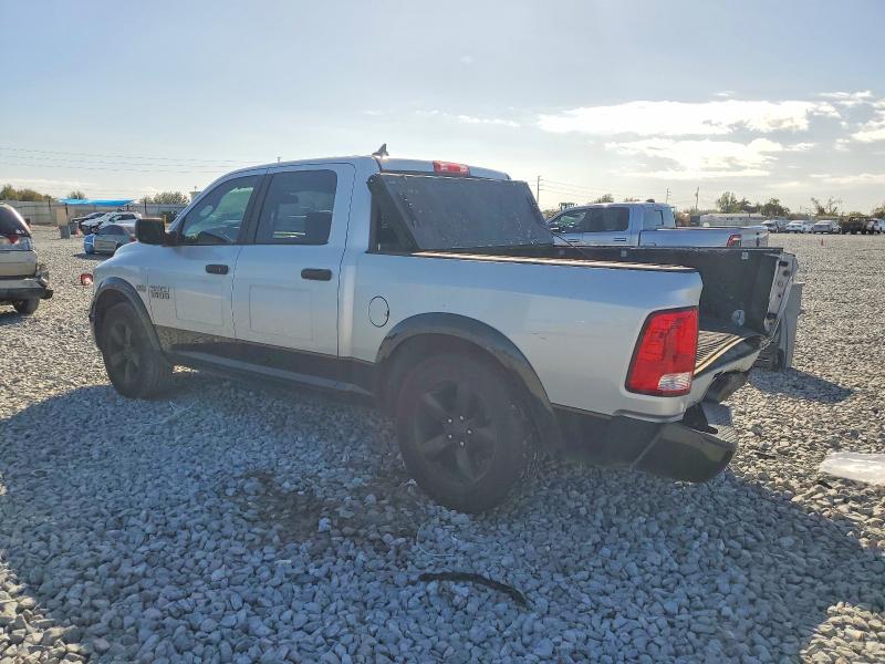 Photo 2 from auction – 2015 RAM 1500 SLT with VIN 1C6RR6LT2FS692336